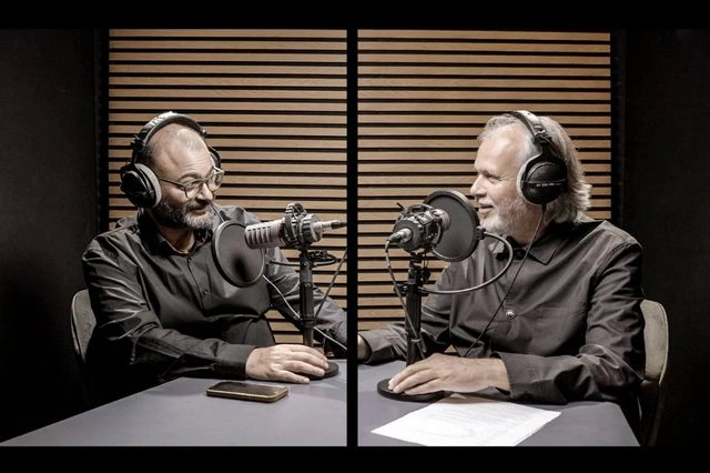 Ιωαννίδης – Τσαουσάκης: Η λέξη που περιγράφει το πολιτικό σκηνικό είναι η “αναμονή”