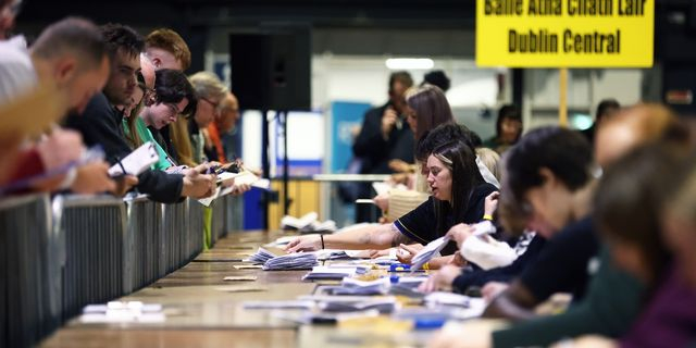 Ιρλανδία: Η Κάθριν Κόνολι αναμένεται να επικρατήσει στις προεδρικές εκλογές