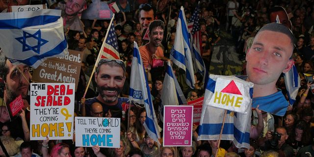 Μεγάλη συγκέντρωση στο Τελ Αβίβ για τους ομήρους