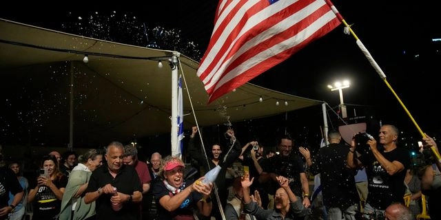 Πανηγυρισμοί και δάκρυα χαράς σε Γάζα και Ισραήλ για την συμφωνία ειρήνης