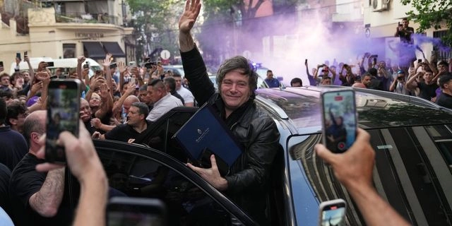 Ενδιάμεσες εκλογές στην Αργεντινή: Κρίσιμη αναμέτρηση για τον πρόεδρο Χαβιέρ Μιλέι