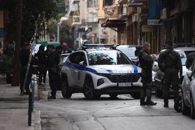 Επιχείρηση της Αστυνομίας σε κατάληψη του ΕΜΠ – 15 συλλήψεις