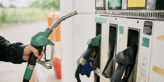 “Πράσινα βάρη” στα καύσιμα από το 2027 – Πόσο και γιατί θα αυξηθούν