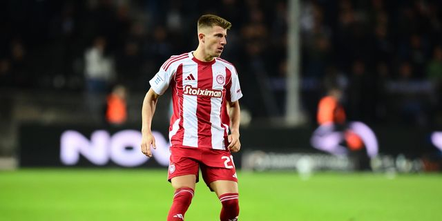 Ολυμπιακός: Σκέψεις για επιβράβευση του Κοστίνια με βελτιωμένο συμβόλαιο