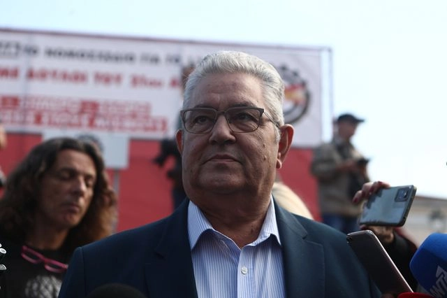 Κουτσούμπας από την απεργιακή συγκέντρωση: “Έχει ξεκινήσει ο αγώνας για το πώς πρέπει να ζούμε τον 21ο αιώνα”