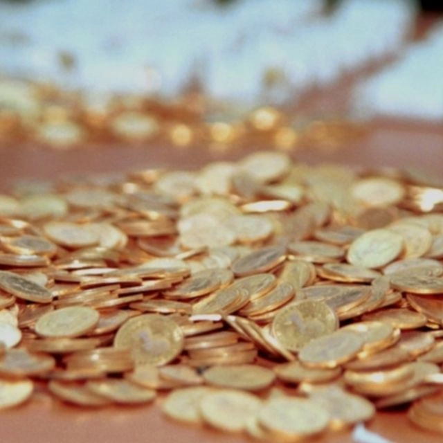 Χρυσός: Μια ανάσα από τα 1.000 ευρώ η χρυσή λίρα