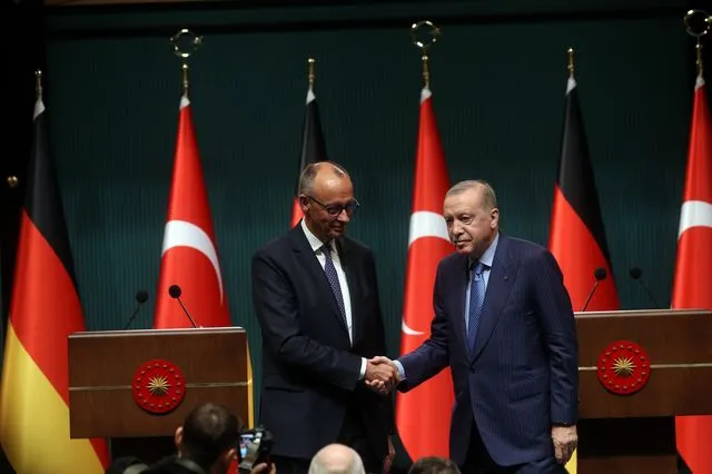 Ταγίπ Ερντογάν και Φρίντριχ Μερτς