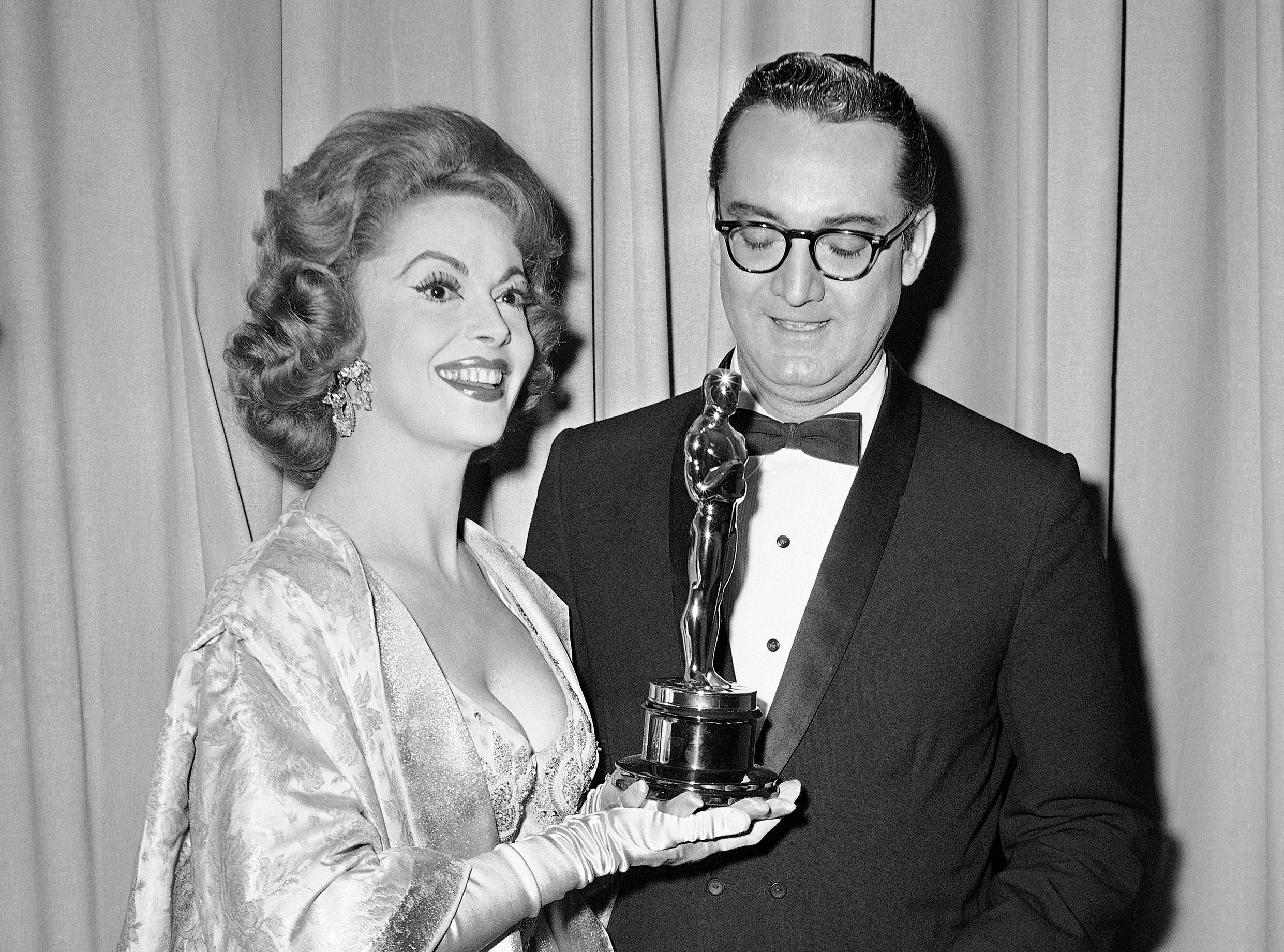 Μάνος Χατζιδάκις