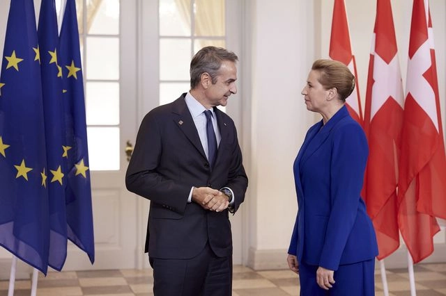 Μητσοτάκης από Κοπεγχάγη: Ήρθε η ώρα η Ευρώπη να ενεργοποιήσει τους πόρους για την άμυνα