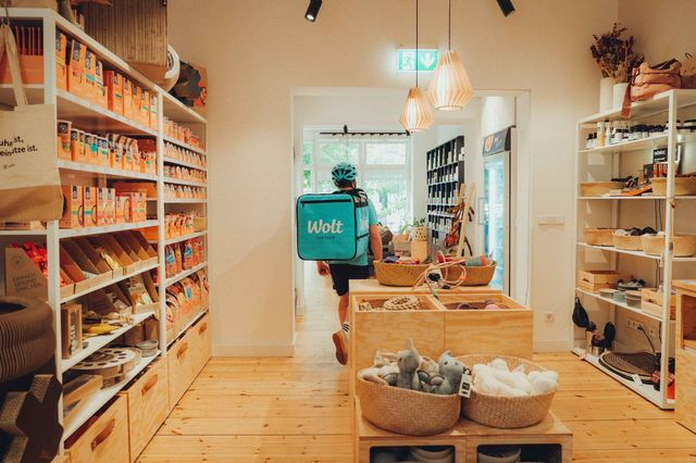 Wolt Local Commerce Survey: 6 στις 10 επιχειρήσεις στην Ελλάδα διευρύνουν το πελατολόγιό τους με τη Wolt