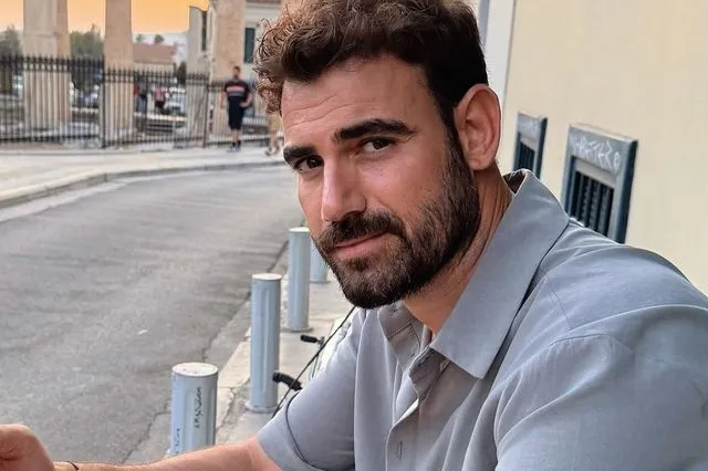 Νίκος Πολυδερόπουλος: Έτσι επιβεβαίωσε πως θα γίνει μπαμπάς