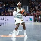 Ο Ναν εξήγησε πώς έβαλε το buzzer-beater στη Βιτόρια