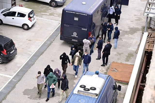 Οι συλληφθέντες για τις παρανομες επιδοτήσεις του ΟΠΕΚΕΠΕ οδηγούνται στην Ευρωπαϊκή Εισαγγελία