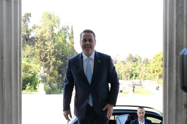 Τηλεφωνική επικοινωνία Παπασταύρου με τον Αμερικανό υπουργό Ενέργειας