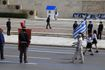 Παρέλαση μαθητών, σπουδαστών, προσκόπων και οδηγών μπροστά από το Μνημείο του Άγνωστου Στρατιώτη στην Αθήνα
