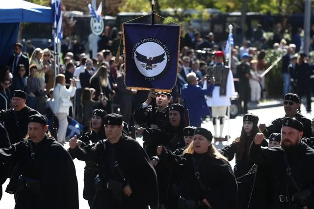 Στιγμιότυπο από τη συμμετοχή της Ελληνικής Ορθόδοξης Νεολαίας στην παρέλαση της Θεσσαλονίκης