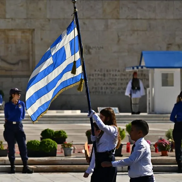 28η Οκτωβρίου: Η μαθητική παρέλαση στην Αθήνα σε 10 καρέ