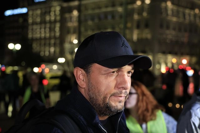 Ο Πάνος Ρούτσι στο Σύνταγμα