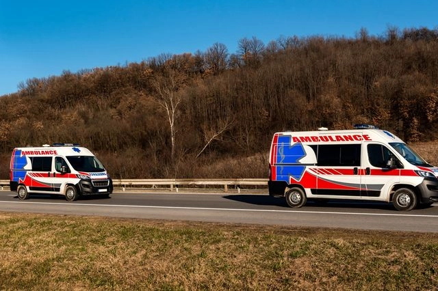 Σερβία: Τρεις νεκροί και δεκάδες τραυματίες από ανατροπή λεωφορείου