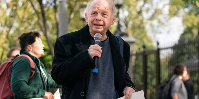 Wallace Shawn