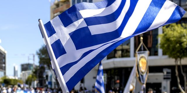 Η Ελλάδα της ντροπής: Απέκλεισαν μαθητή με αυτισμό από τη σημαία της 28ης Οκτωβρίου