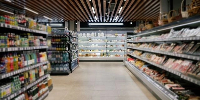 Ποια σούπερ μάρκετ είναι ανοιχτά την αργία της 28ης Οκτωβρίου