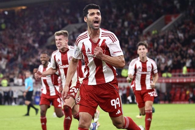 Ολυμπιακός-ΑΕΚ 2-0: Ελ Κααμπί και Ταρέμι “καθάρισαν” την Ένωση