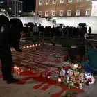 Προσκλητήριο νεκρών στο άτυπο μνημείο των θυμάτων των Τεμπών – “Δολοφονήθηκαν”