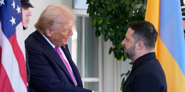 ΗΠΑ – Ουκρανία: Όρος ο σεβασμός της κυριαρχίας του Κιέβου σε ενδεχόμενη συμφωνία με τη Ρωσία