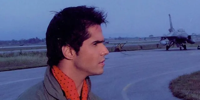 Ο Γιώργος Τσαλίκης θυμάται τη στρατιωτική θητεία του και το… “Γιατί αστέρι μου”