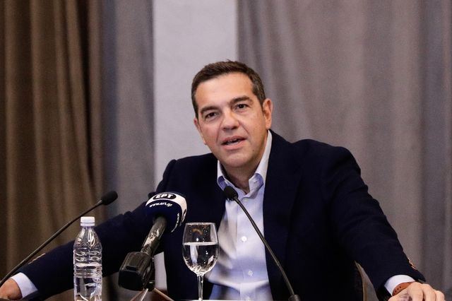 Όσοι θέλουν τον Τσίπρα κολλημένο στο 2015 είναι πονηροί, όχι αριστεροί