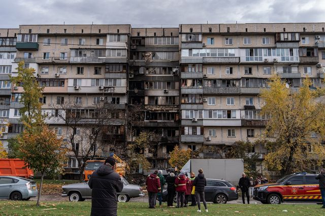 Ουκρανία: Τρεις νεκροί από ρωσικό πλήγμα στο Κίεβο – Έκκληση Ζελένσκι για νέες κυρώσεις