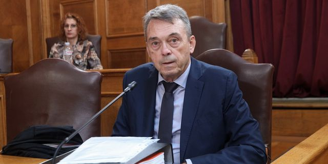 Γρηγόρης Βάρρας
