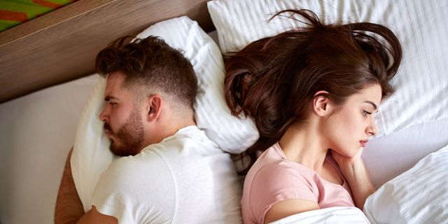 Tα ζευγάρια δεν πρέπει να κοιμούνται θυμωμένα. Ή μήπως όχι;