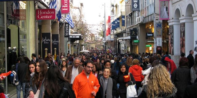 Ποιες Κυριακές θα είναι ανοιχτά τα καταστήματα για τα Χριστούγεννα