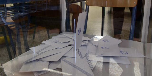 Εκλογές και υπαγορευμένη νοημοσύνη