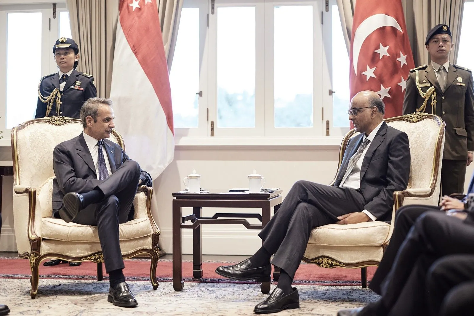 Ο Κυριάκος Μητσοτάκης με τον Πρόεδρο της Δημοκρατίας Tharman Shanmugaratnam