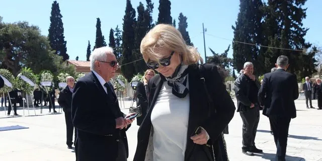 Βαρύ πένθος για την Αγγελική Νικολούλη – Έφυγε από τη ζωή η μητέρα της