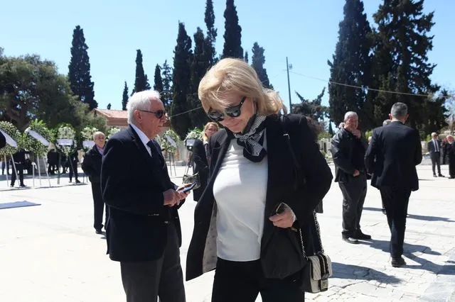 Βαρύ πένθος για την Αγγελική Νικολούλη – Έφυγε από τη ζωή η μητέρα της