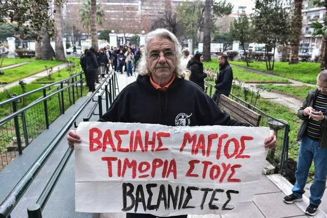 Αναβλήθηκε για 26 Νοεμβρίου η δίκη των αστυνομικών για τον ξυλοδαρμό του Βασίλη Μάγγου