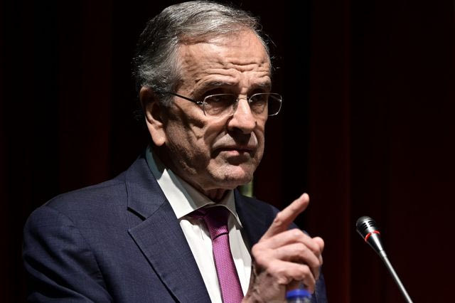 Σαμαράς κατά Μητσοτάκη για Βενεζουέλα: Θα έπρεπε να θυμάται την Κύπρο