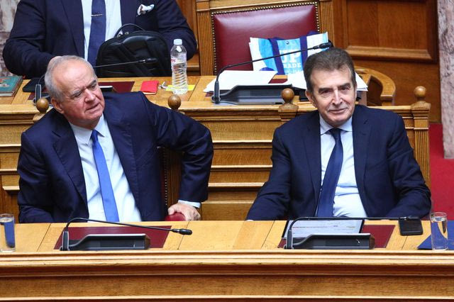 Λαμπρόπουλος: Για να “διδάξουμε τα παιδιά μας”, η ολονύχτια κράτηση 13χρονου