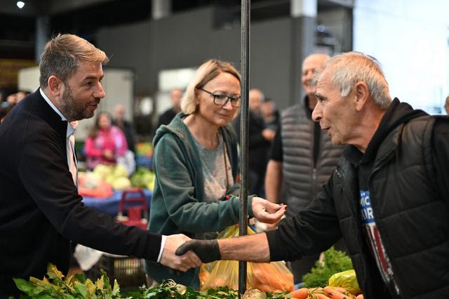 Ανδρουλάκης: Με ψήφο στο ΠΑΣΟΚ και πολιτική αλλαγή θα ξεβολέψουμε την αλαζονεία της ΝΔ