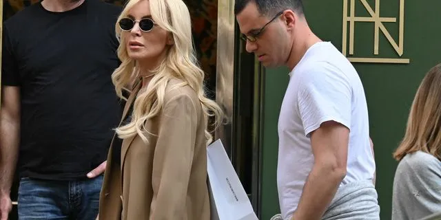 Η Κατερίνα Καινούργιου στόλισε για τα Χριστούγεννα