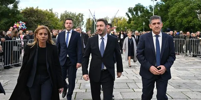 Στην Πάτρα ο πρόεδρος του ΠΑΣΟΚ