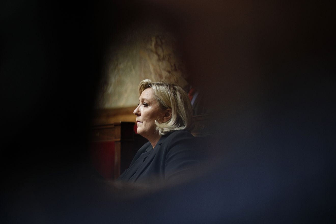 H Marine Le Pen