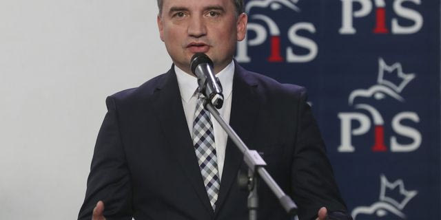 Πολωνία: Η εισαγγελία ζητά τη σύλληψη του πρώην υπουργού Δικαιοσύνης για σύσταση εγκληματικής οργάνωσης