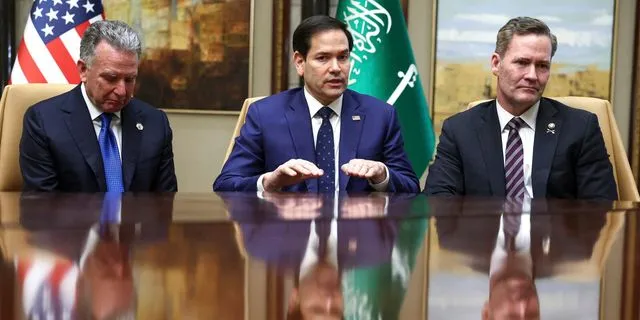 Κρίσιμη συνάντηση Αμερικανών – Ουκρανών αξιωματούχων στη Φλόριντα