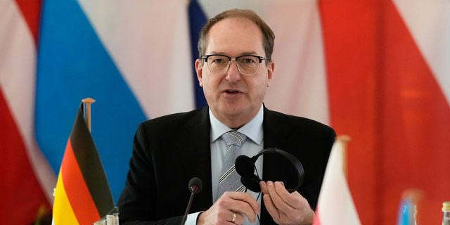 Γερμανία: Μειώνεται ο αριθμός των αιτούντων άσυλο