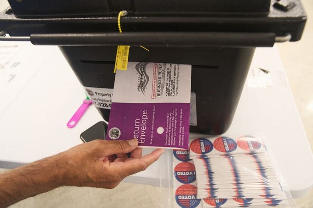 ΗΠΑ: Αγωγή σε βάρος της Καλιφόρνια για αναμόρφωση των εκλογικών περιφερειών